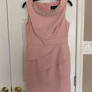 Women’s dress, light pink, size 10P, sleeveless, zipper in the back